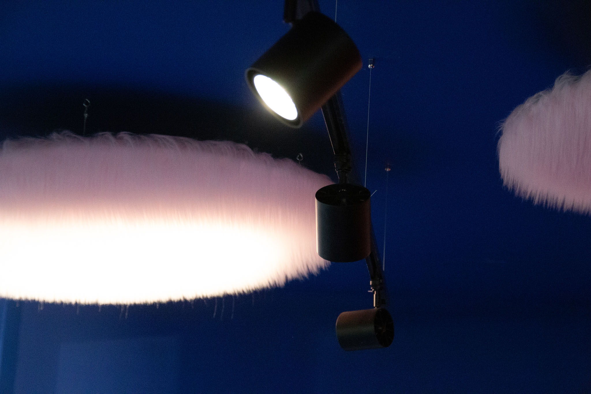 suspensions nuage en rose poudré