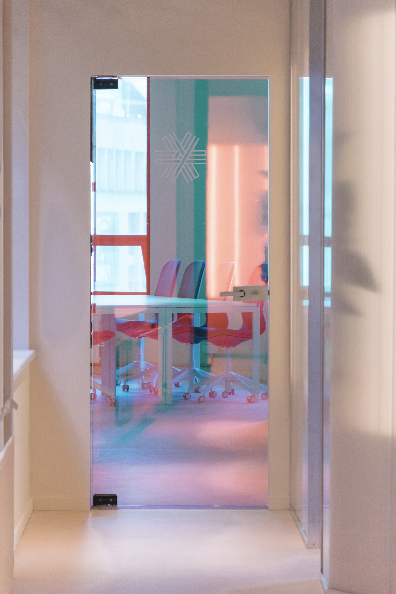 vitrophanie porte vitrée