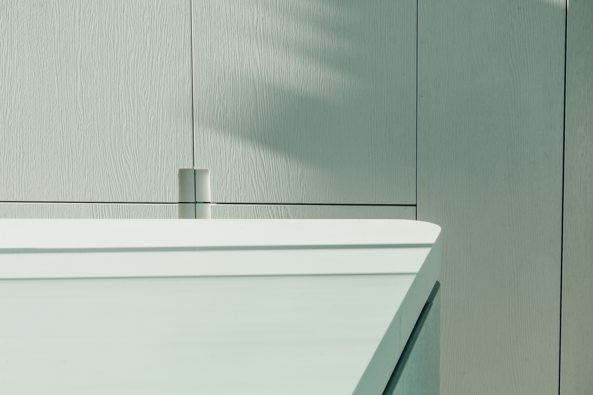 Façades de cuisine en bois laqué blanc